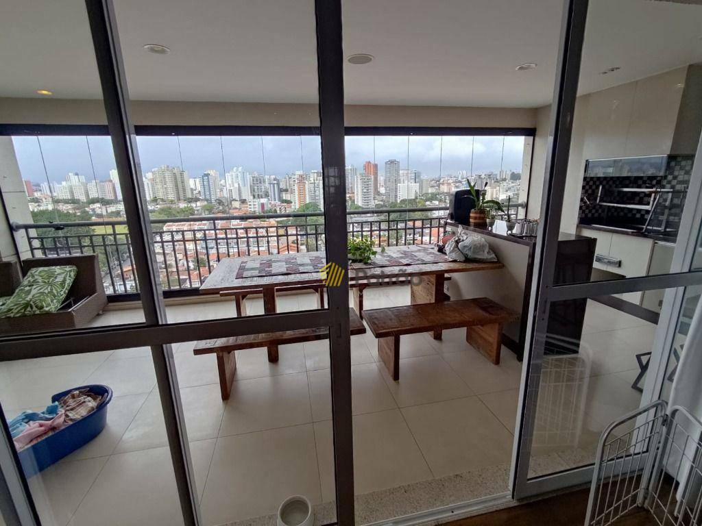 Apartamento à venda com 3 quartos, 242m² - Foto 6