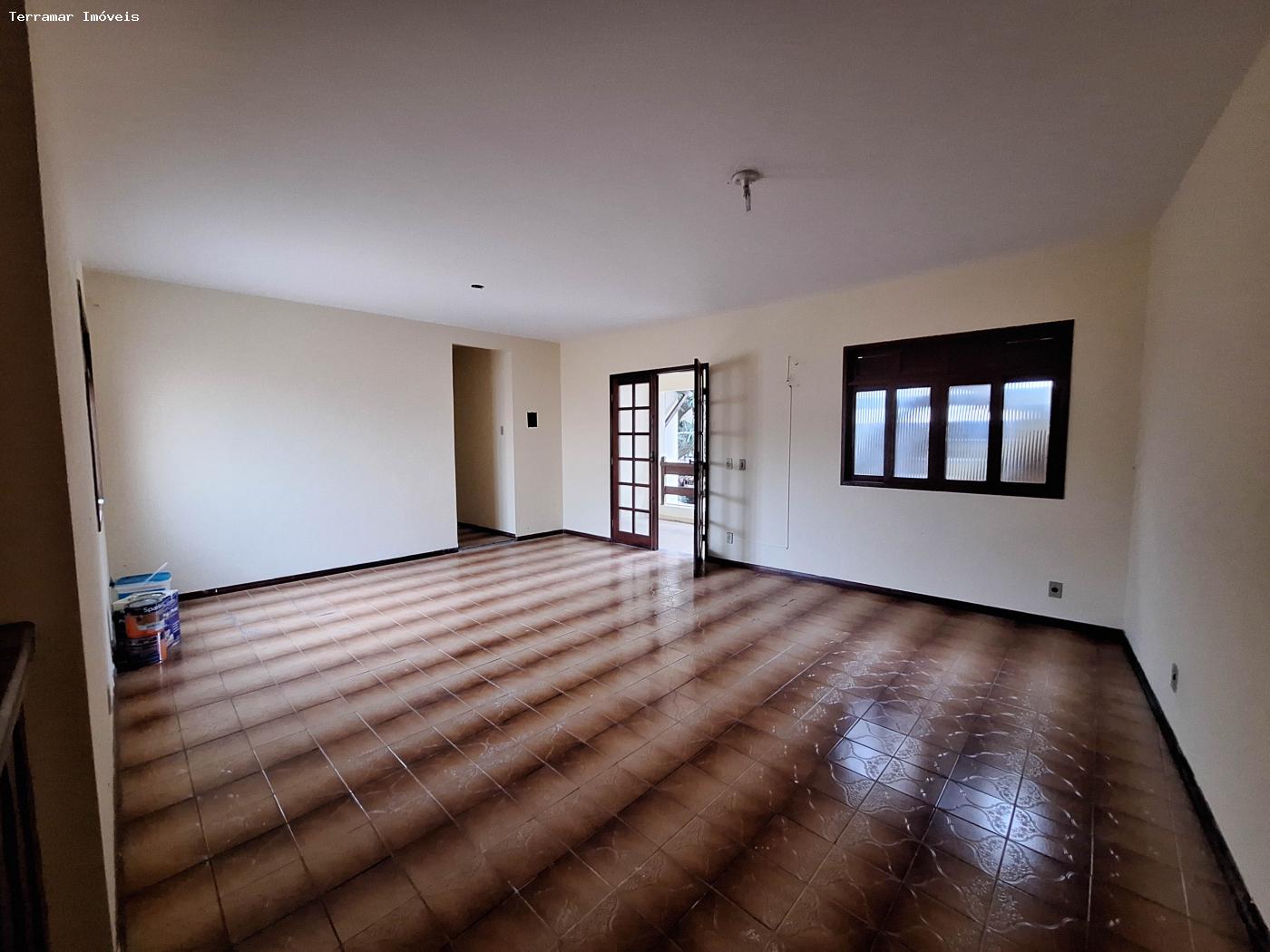 Casa à venda com 3 quartos, 250m² - Foto 8