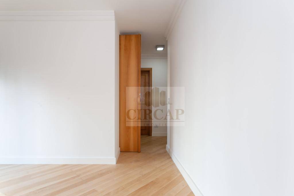 Apartamento à venda e aluguel com 4 quartos, 220m² - Foto 21