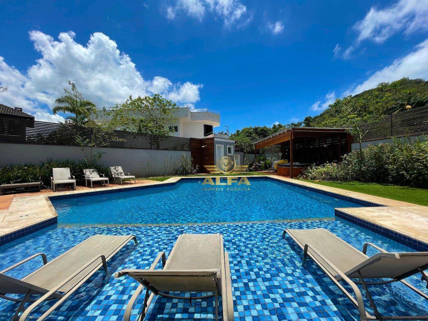 Casa de Condomínio à venda com 8 quartos, 500m² - Foto 9