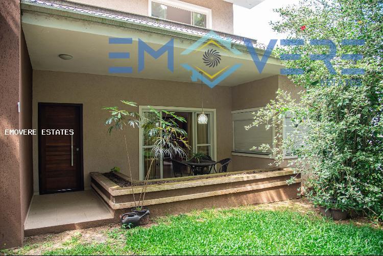 Sobrado à venda com 5 quartos, 286m² - Foto 1