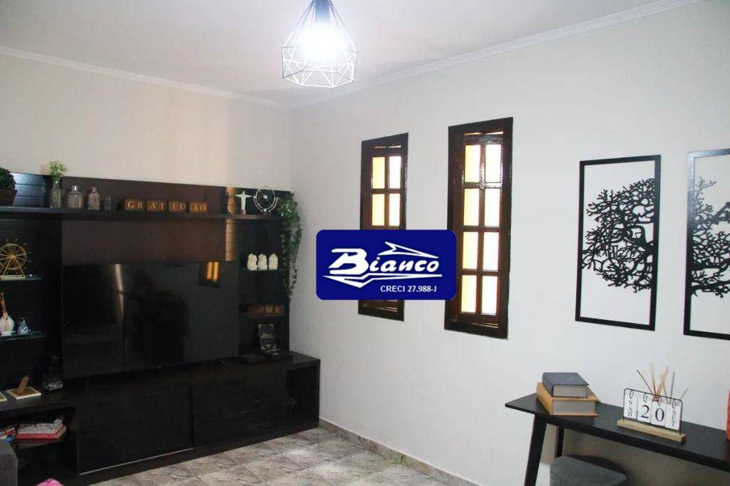 Sobrado, 3 quartos, 220 m² - Foto 2