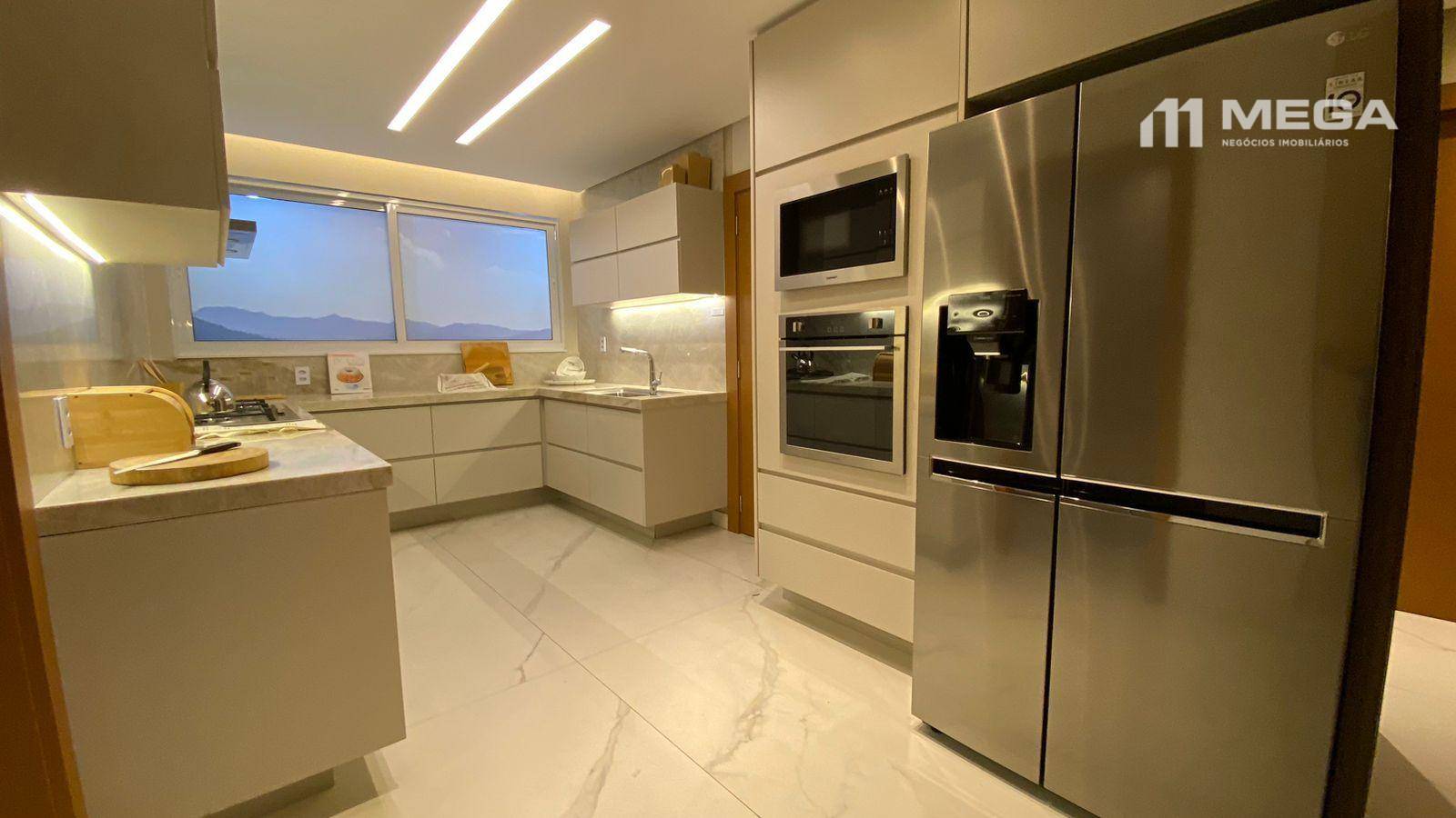 Apartamento à venda com 3 quartos, 156m² - Foto 5