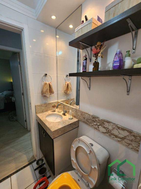 Apartamento à venda com 2 quartos, 58m² - Foto 17