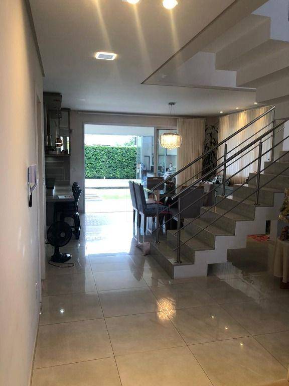 Casa à venda com 3 quartos, 257m² - Foto 7