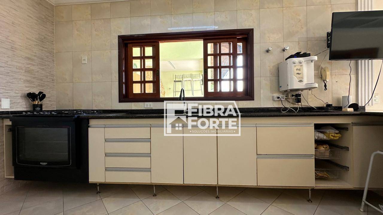 Casa à venda com 4 quartos, 287m² - Foto 20