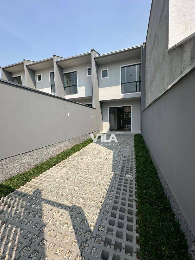 Sobrado à venda com 2 quartos, 80m² - Foto 2