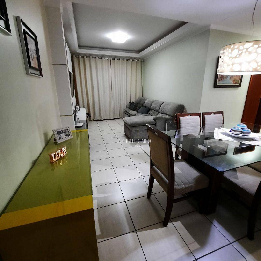 Apartamento à venda com 2 quartos, 75m² - Foto 1