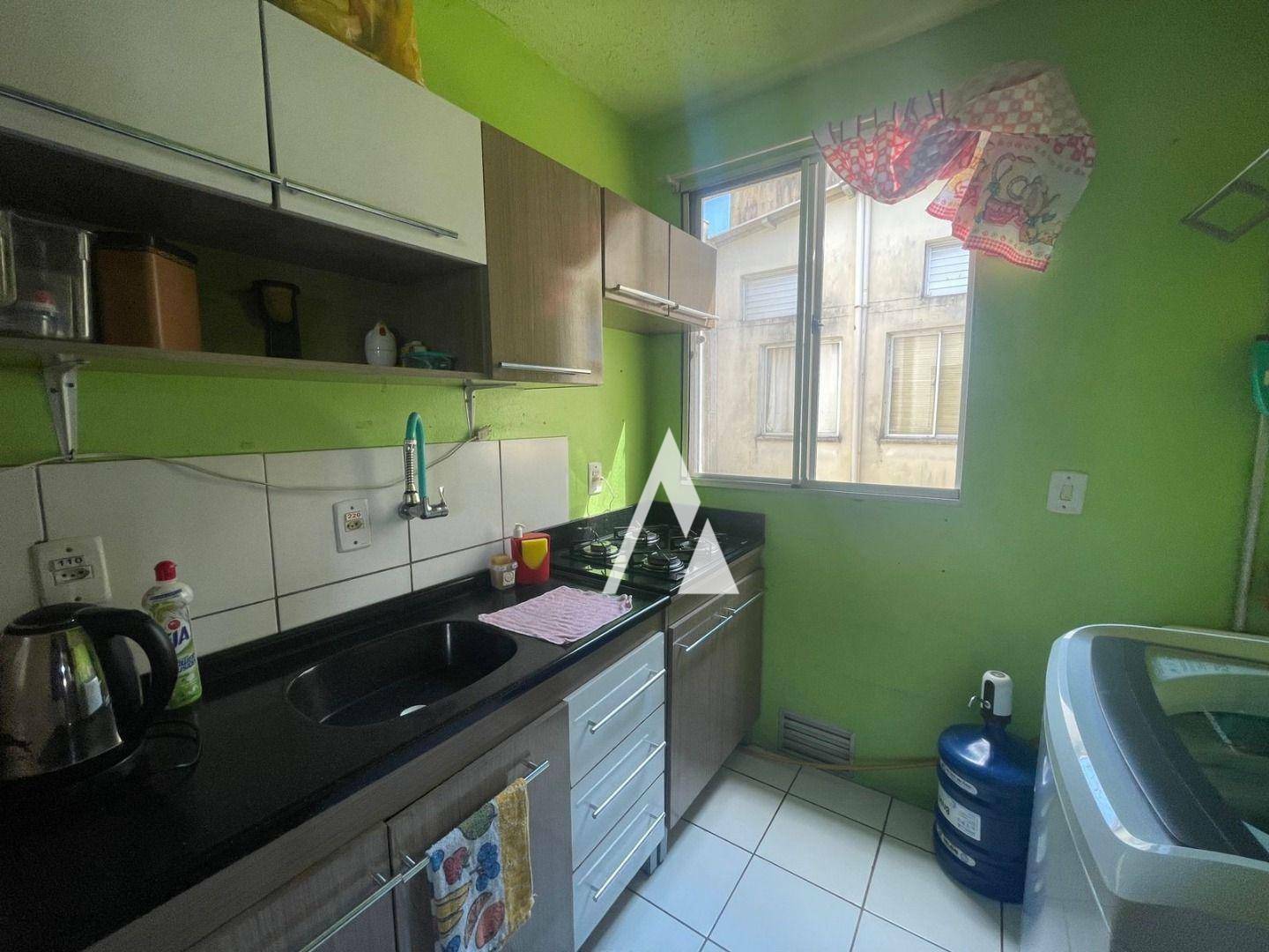 Apartamento à venda com 2 quartos, 42m² - Foto 3