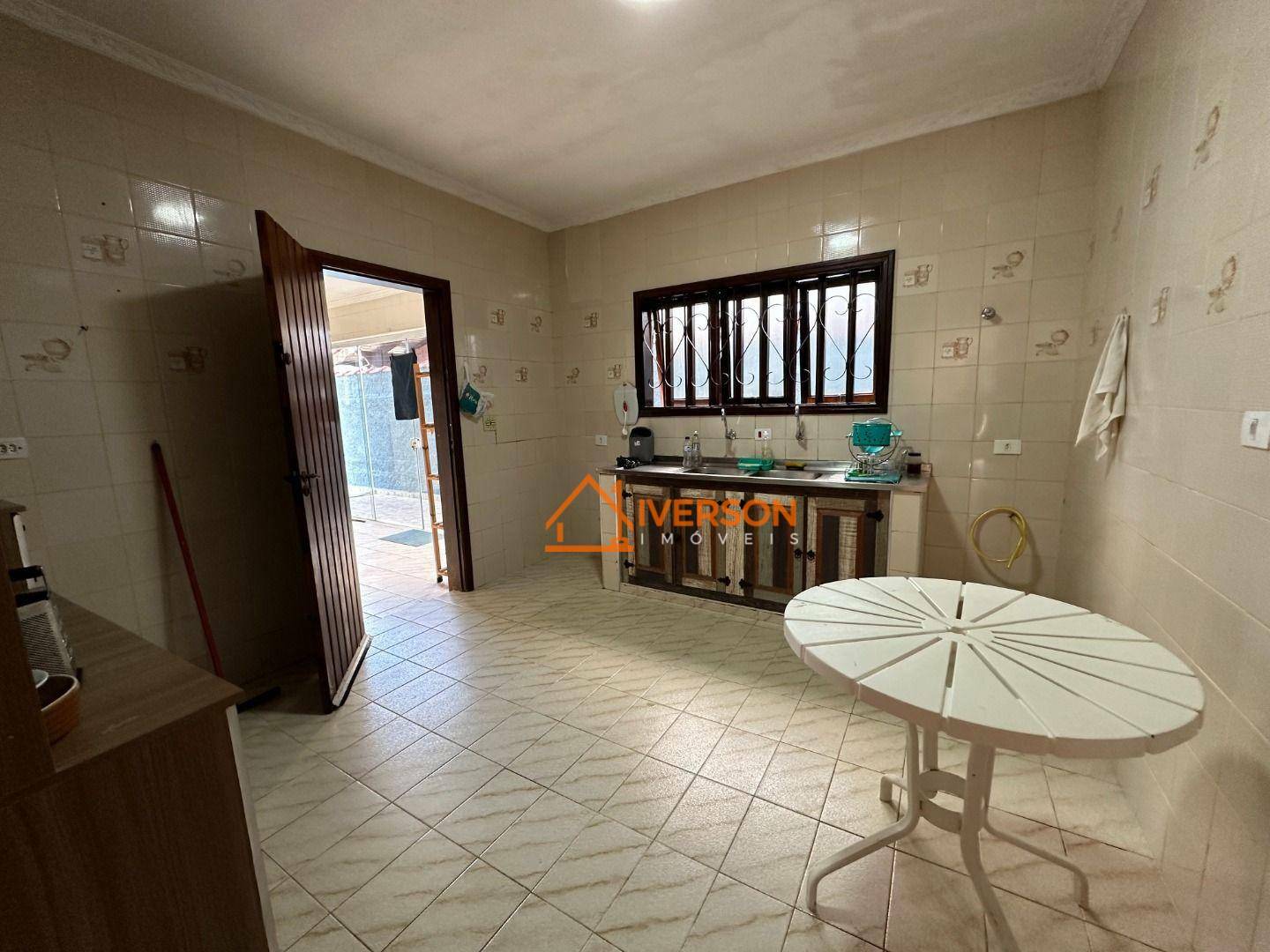 Casa à venda com 4 quartos, 189m² - Foto 5