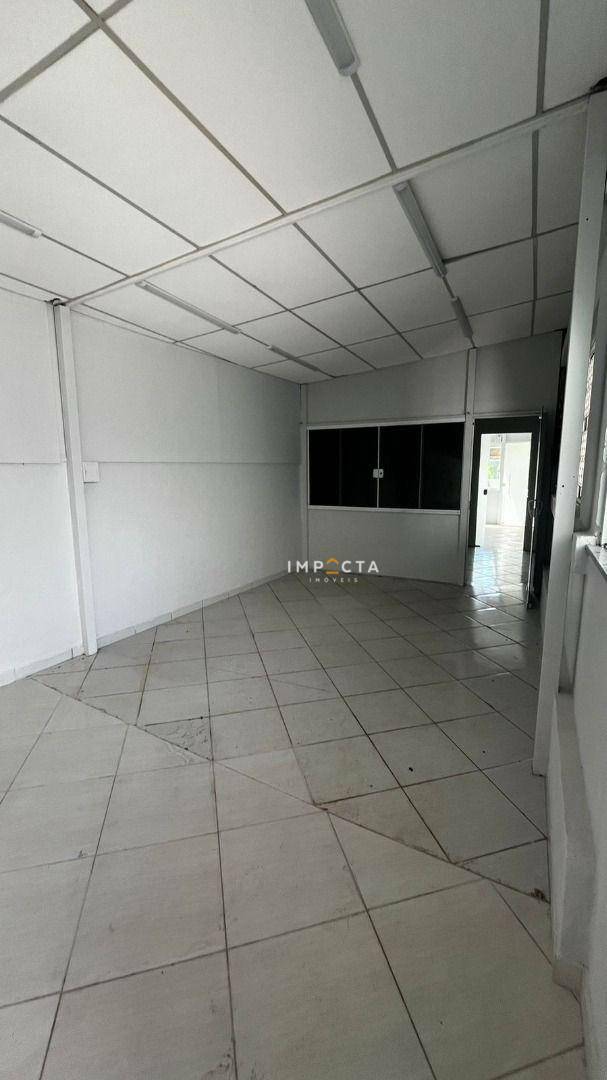 Casa à venda com 3 quartos, 280m² - Foto 9