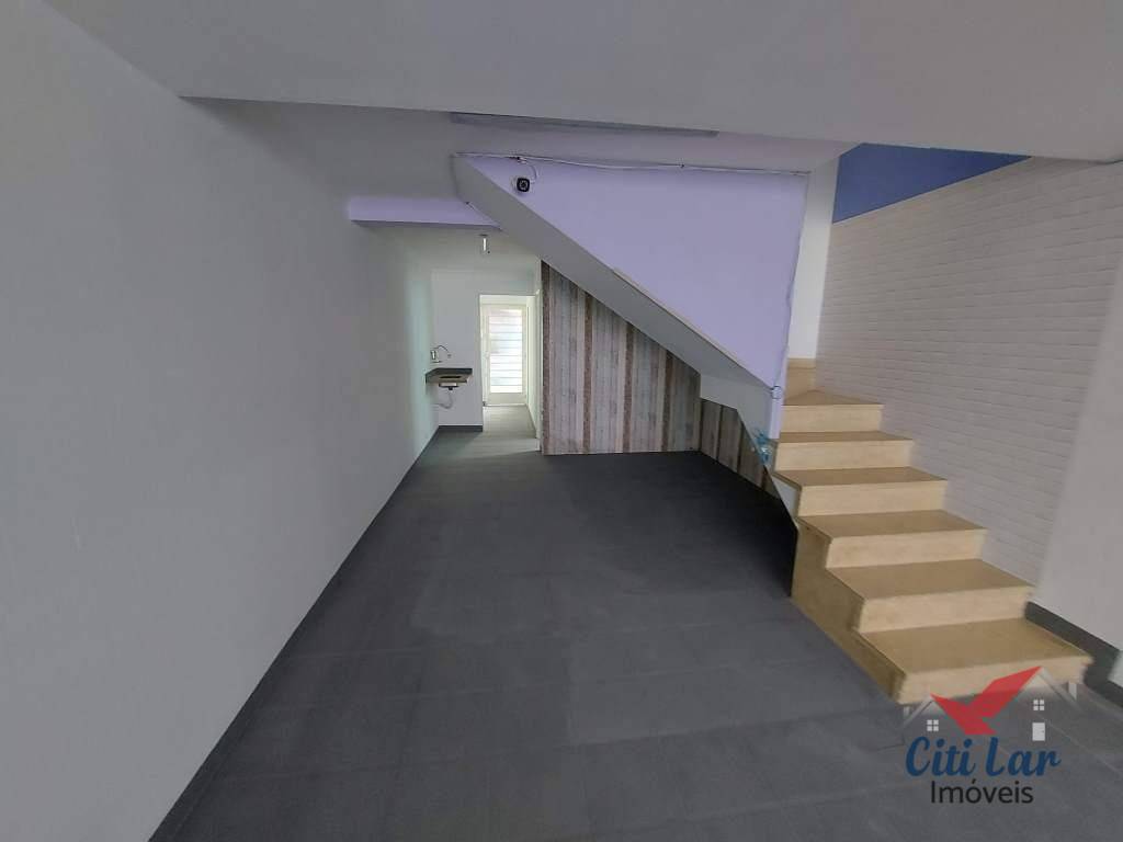 Sobrado à venda e aluguel com 3 quartos, 250m² - Foto 20