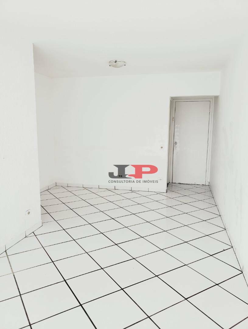 Apartamento à venda com 3 quartos, 82m² - Foto 12