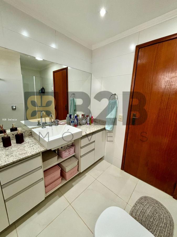 Apartamento à venda com 3 quartos, 147m² - Foto 23