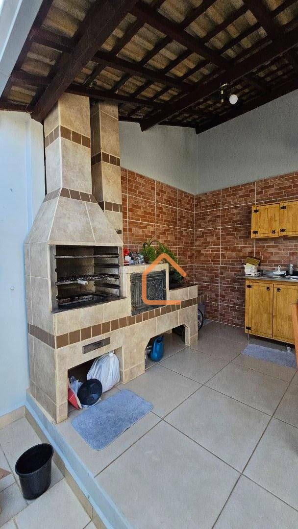 Casa à venda com 4 quartos, 217m² - Foto 21