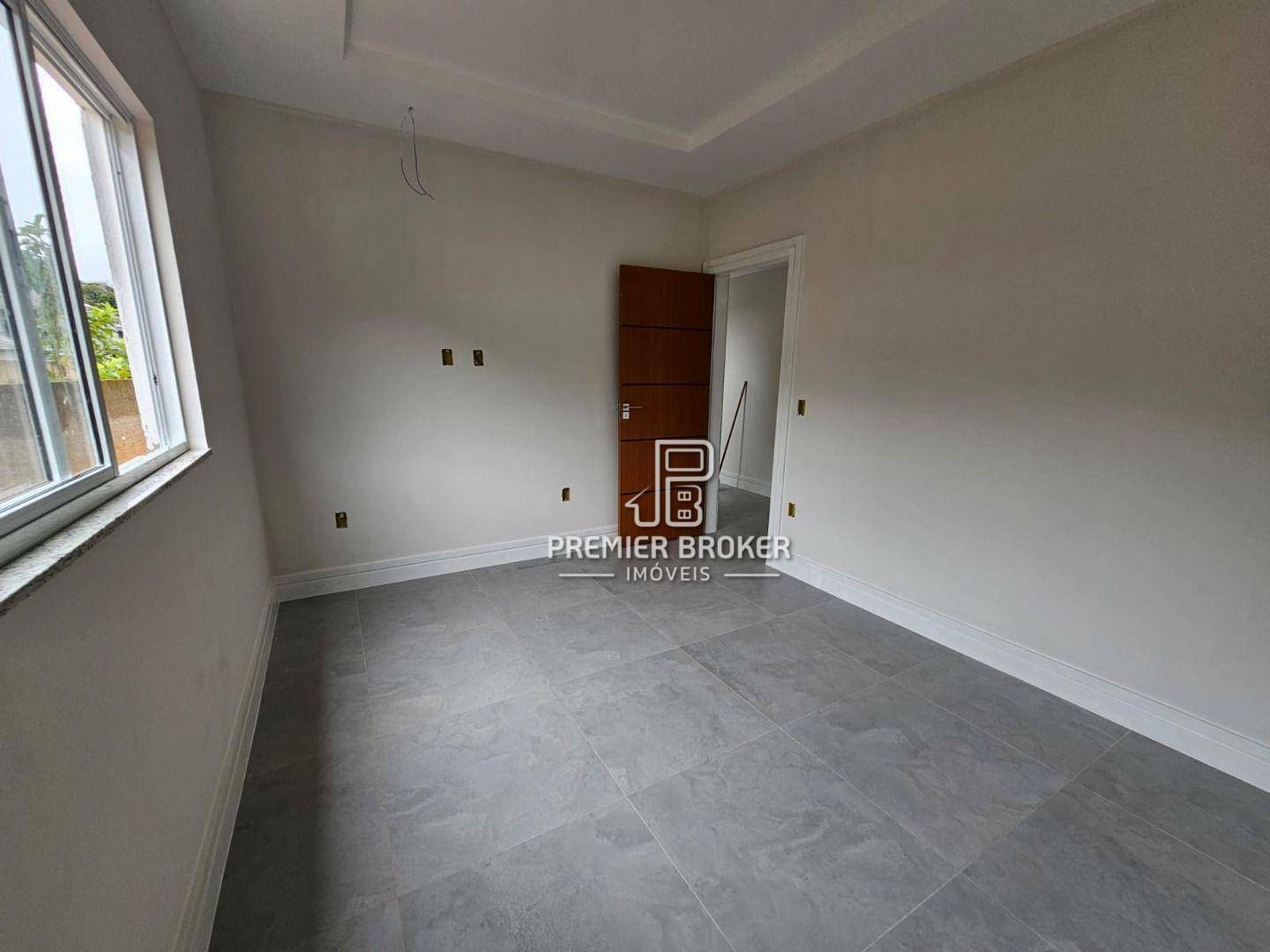 Casa à venda com 4 quartos, 130m² - Foto 18