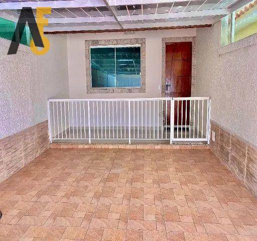 Casa à venda com 2 quartos, 100m² - Foto 25