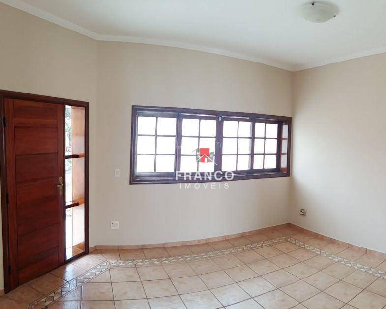 Casa de Condomínio à venda com 4 quartos, 290m² - Foto 6