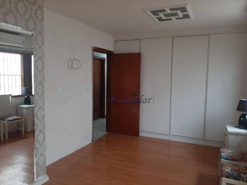 Casa à venda com 3 quartos, 240m² - Foto 31