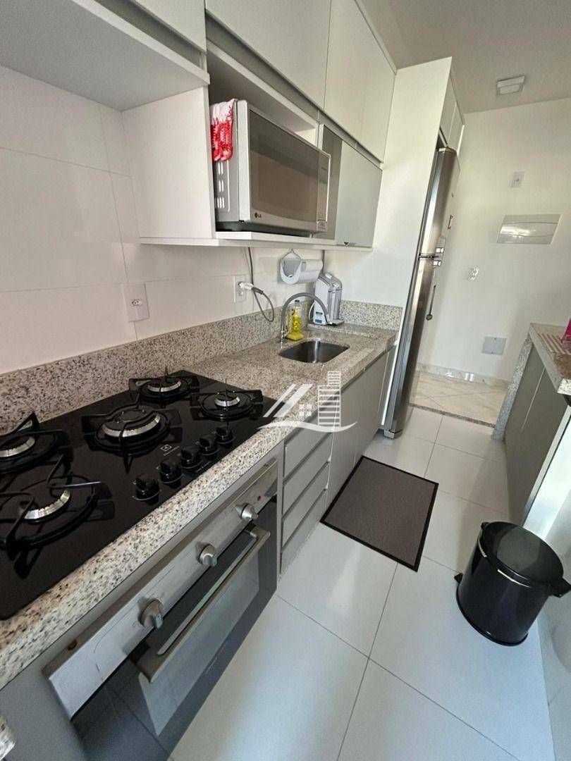 Apartamento à venda com 2 quartos, 57m² - Foto 13