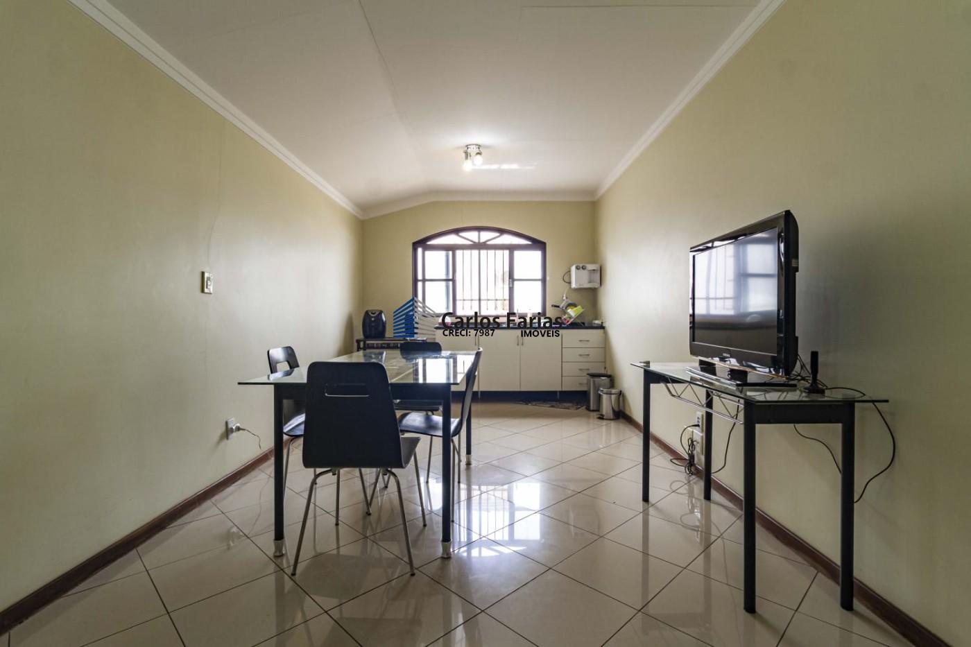 Casa à venda com 6 quartos, 450m² - Foto 8
