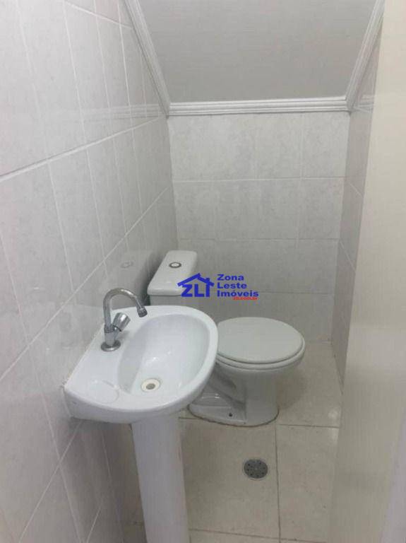 Sobrado à venda e aluguel com 3 quartos, 198m² - Foto 2