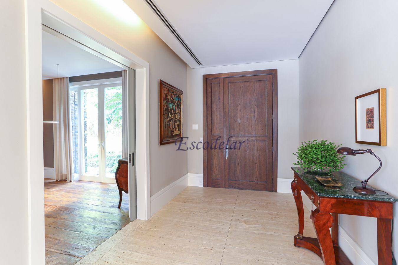 Casa à venda com 5 quartos, 1057m² - Foto 6