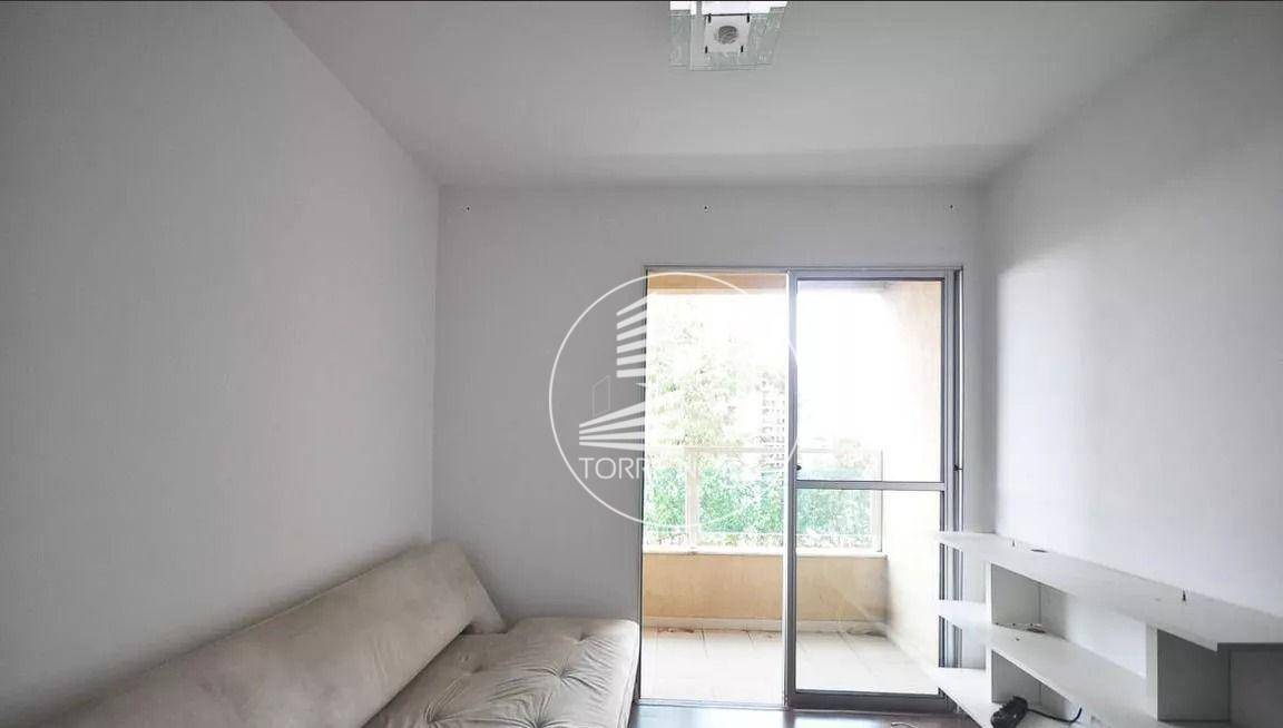 Apartamento à venda com 3 quartos, 70m² - Foto 3