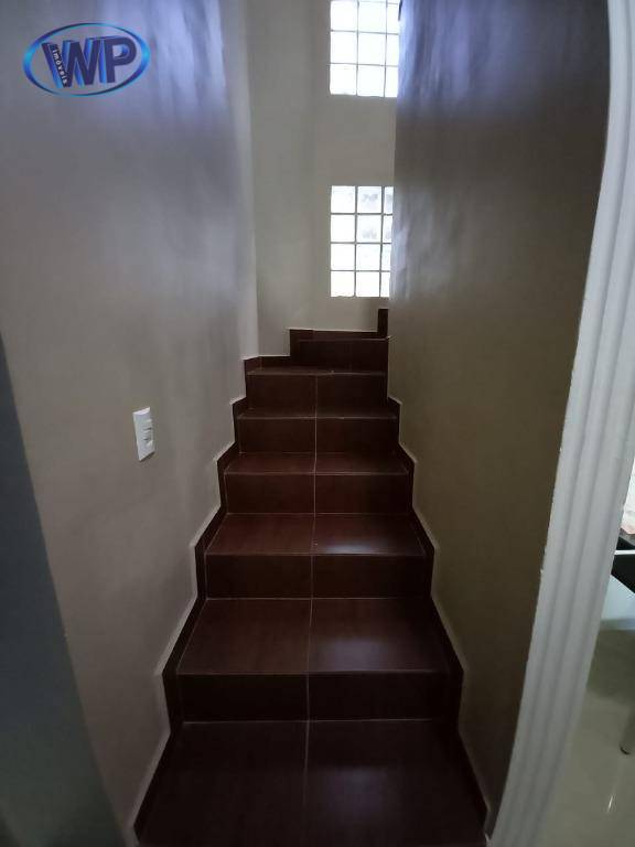 Sobrado à venda com 2 quartos, 240m² - Foto 28