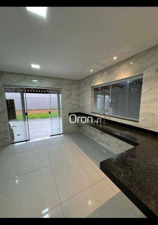 Casa à venda com 3 quartos, 183m² - Foto 5