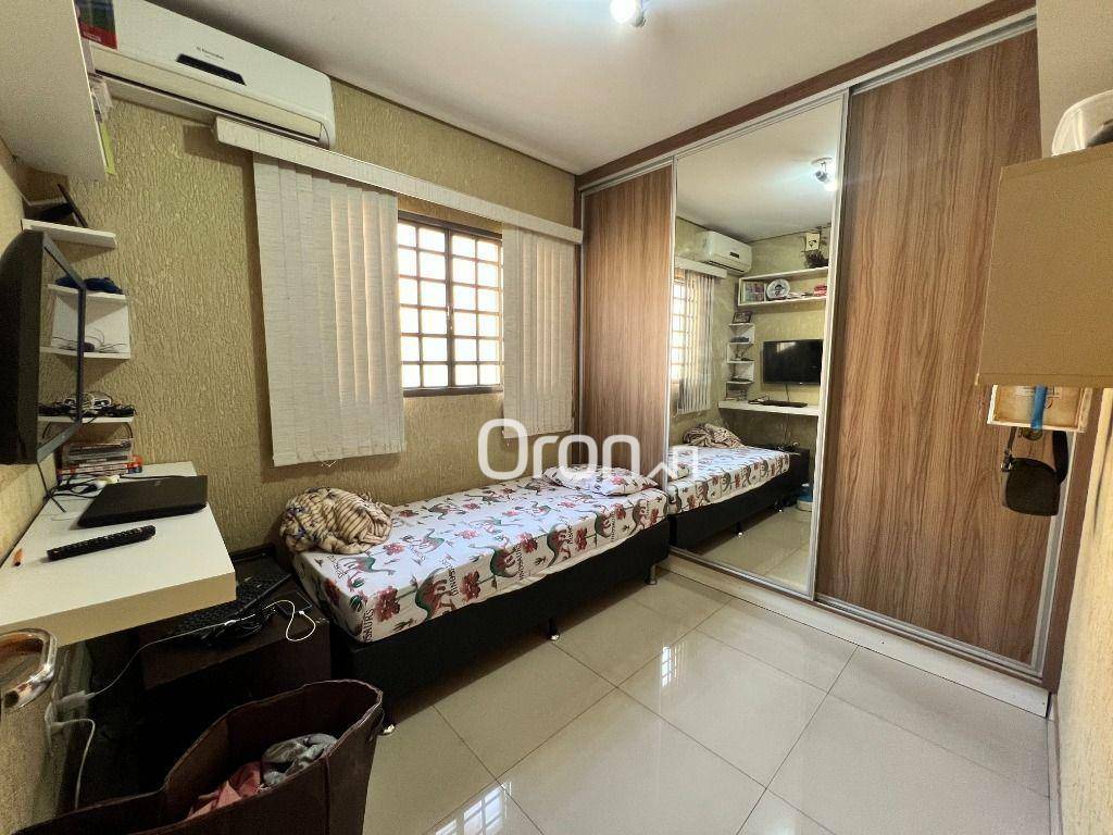 Casa à venda com 3 quartos, 90m² - Foto 12