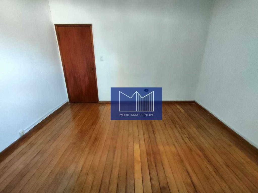 Casa para alugar com 3 quartos, 132M2 - Foto 10