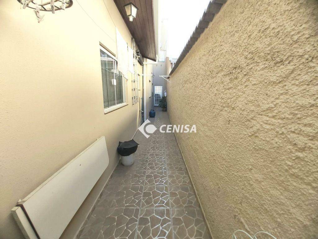 Casa à venda com 3 quartos, 228m² - Foto 20