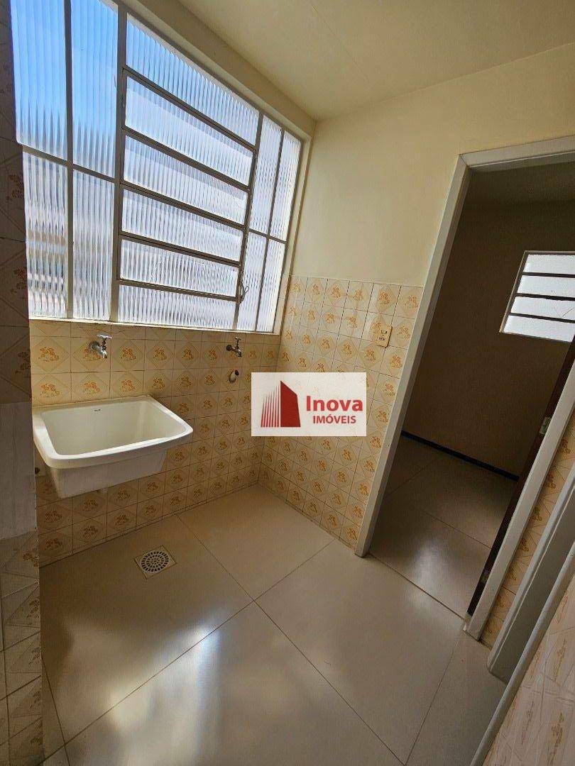 Apartamento para alugar com 2 quartos, 60m² - Foto 19