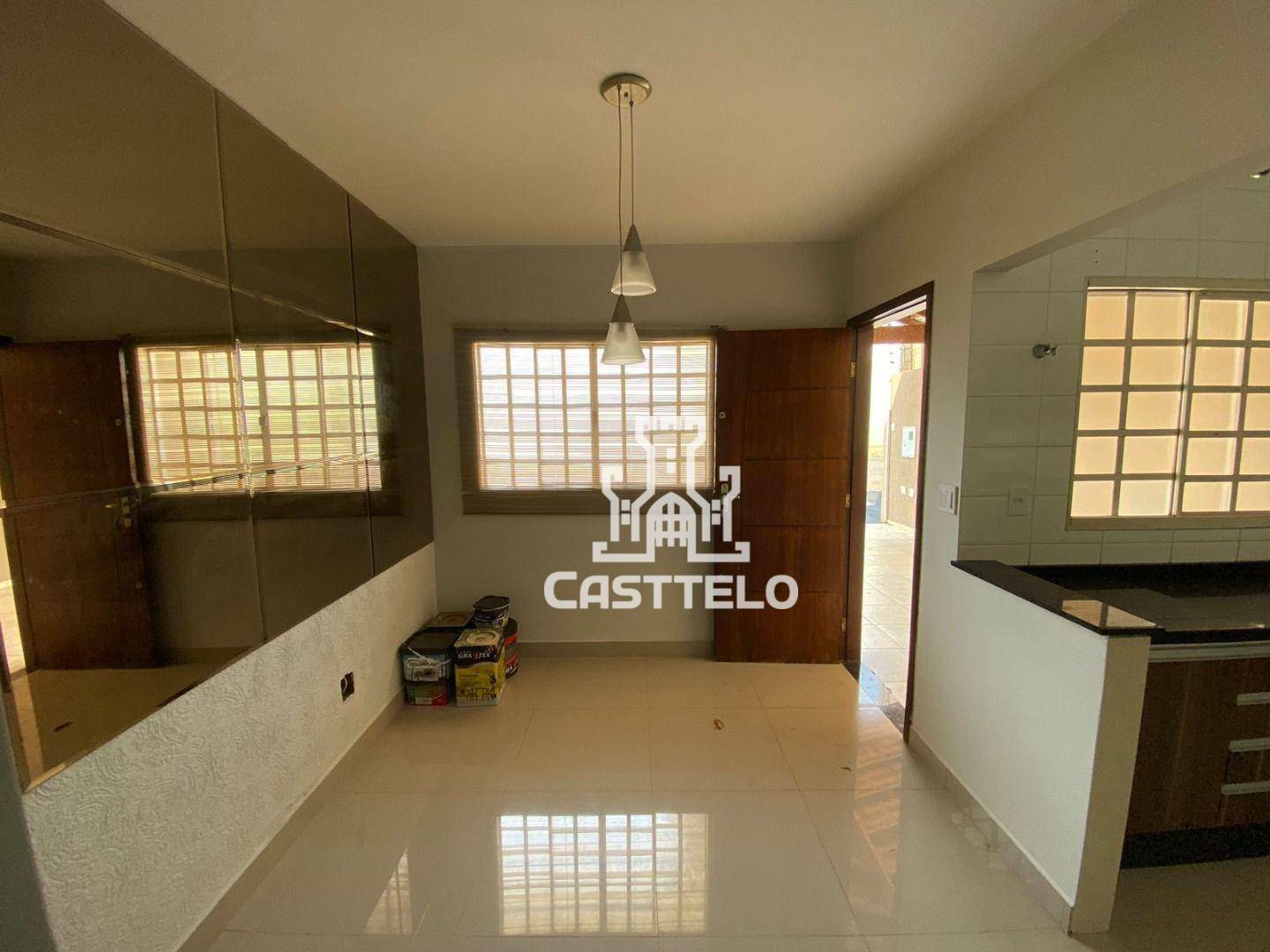 Casa à venda com 2 quartos, 130m² - Foto 9