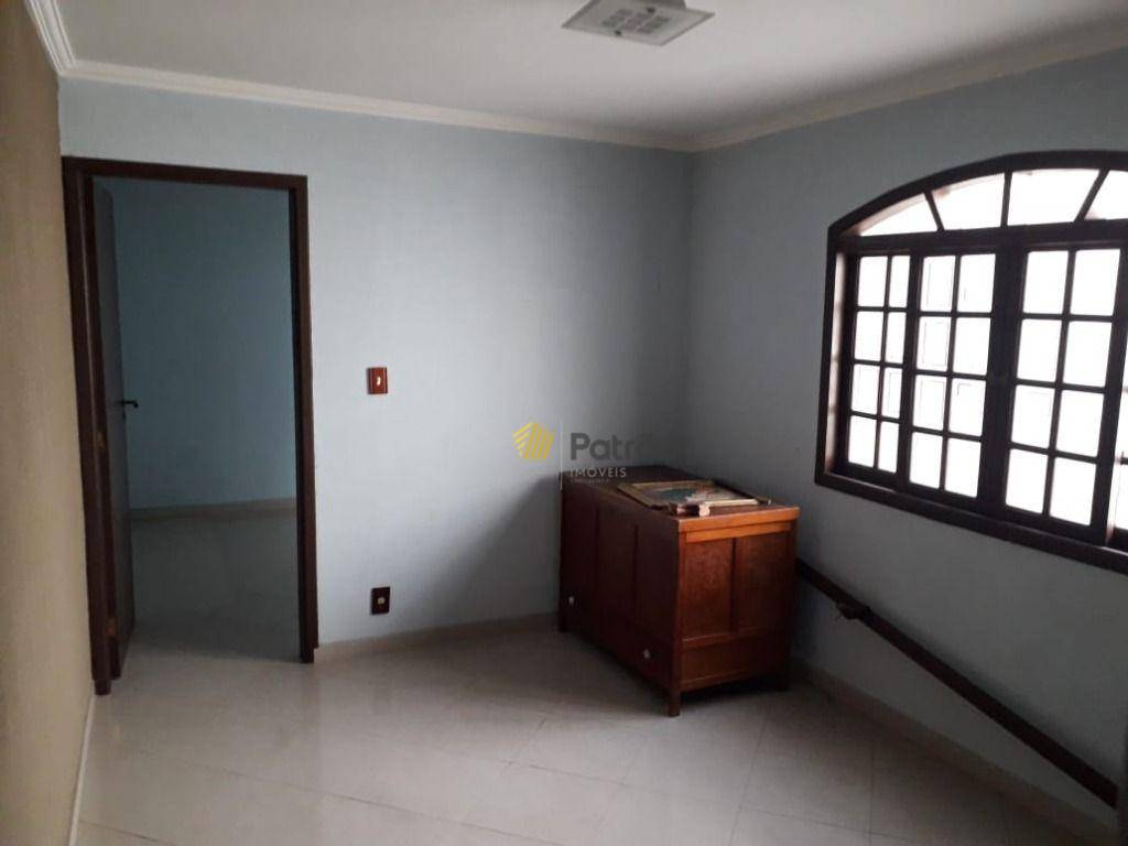 Sobrado à venda com 3 quartos, 260m² - Foto 17