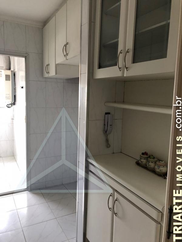 Apartamento à venda com 2 quartos, 64m² - Foto 5