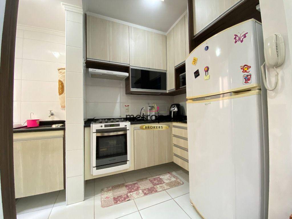 Apartamento à venda com 1 quarto, 45m² - Foto 9