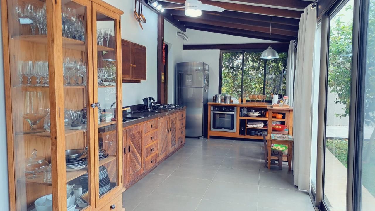 Casa de Condomínio à venda com 4 quartos, 280m² - Foto 9