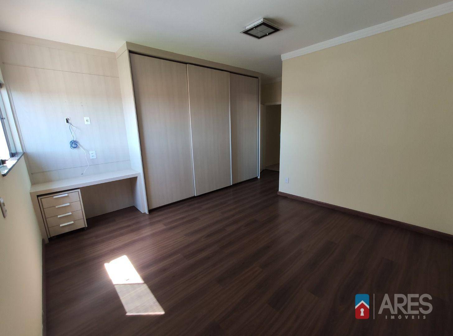 Casa à venda com 3 quartos, 160m² - Foto 10