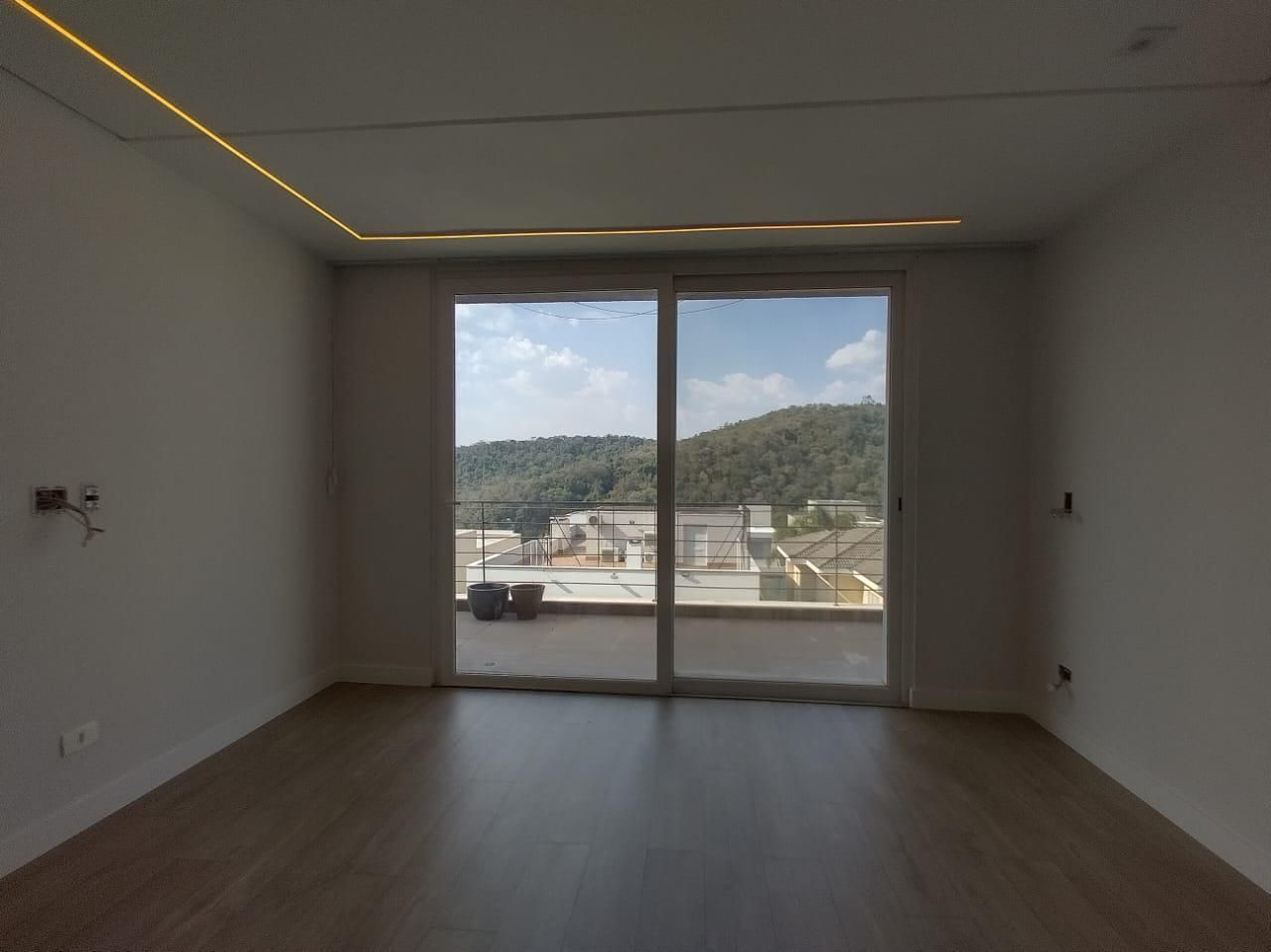 Casa de Condomínio à venda com 4 quartos, 420m² - Foto 23