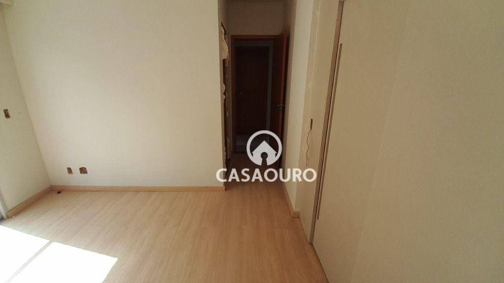 Apartamento à venda com 2 quartos, 78m² - Foto 13