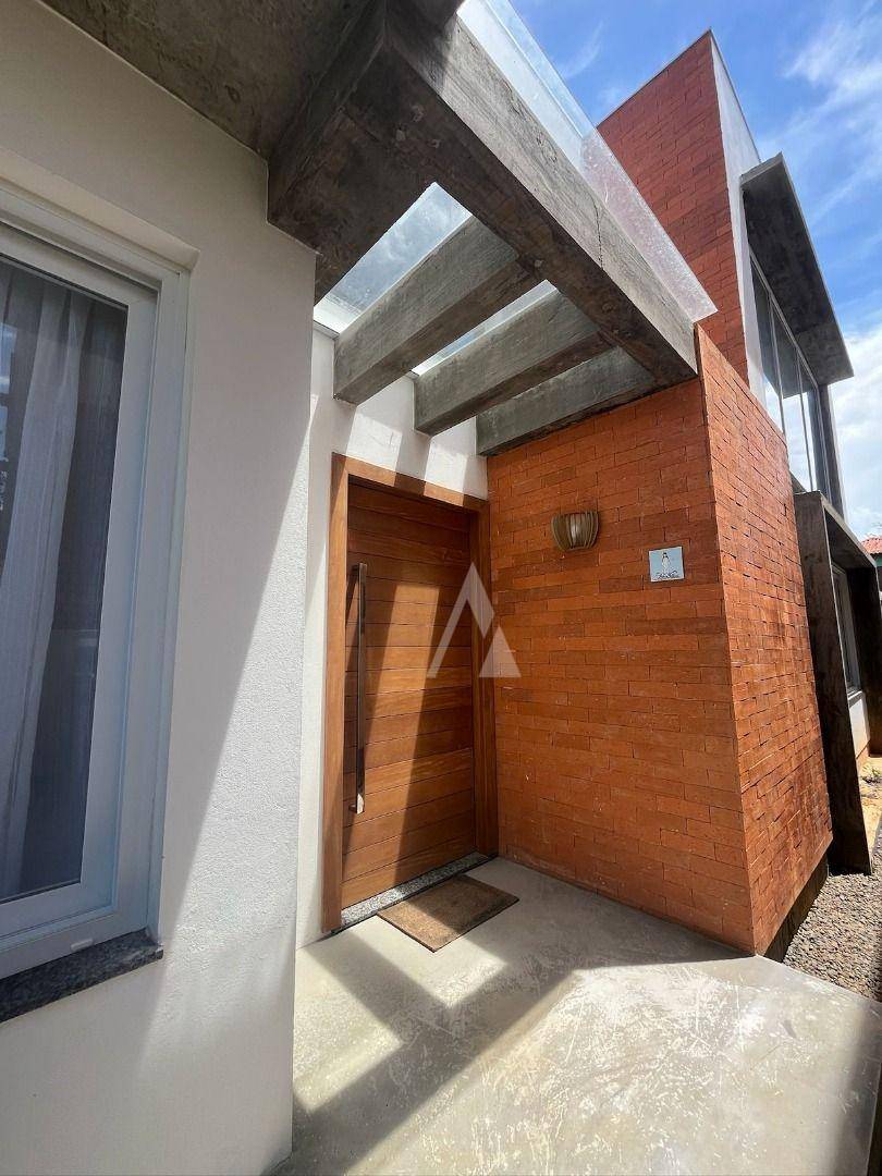 Casa, 3 quartos, 243 m² - Foto 3