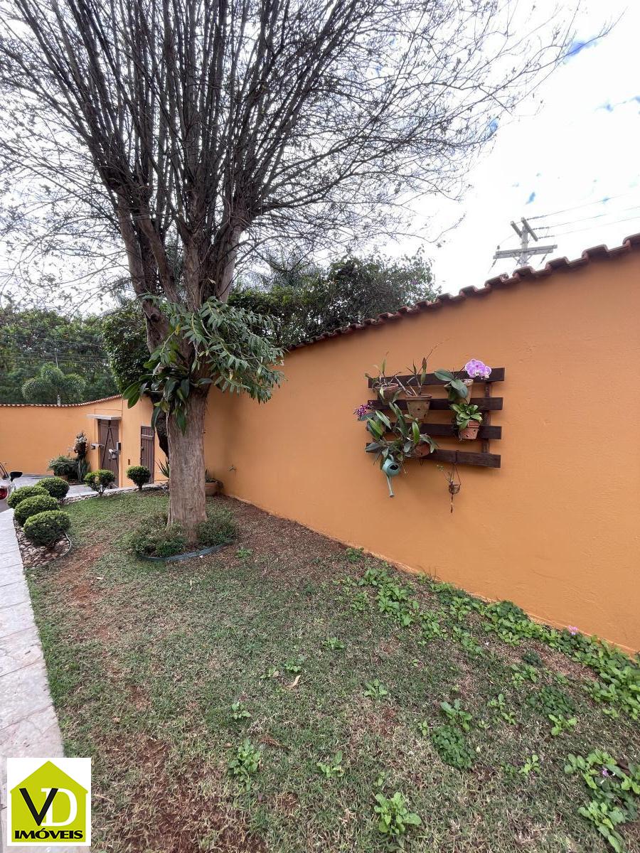 Casa à venda com 4 quartos, 300m² - Foto 14