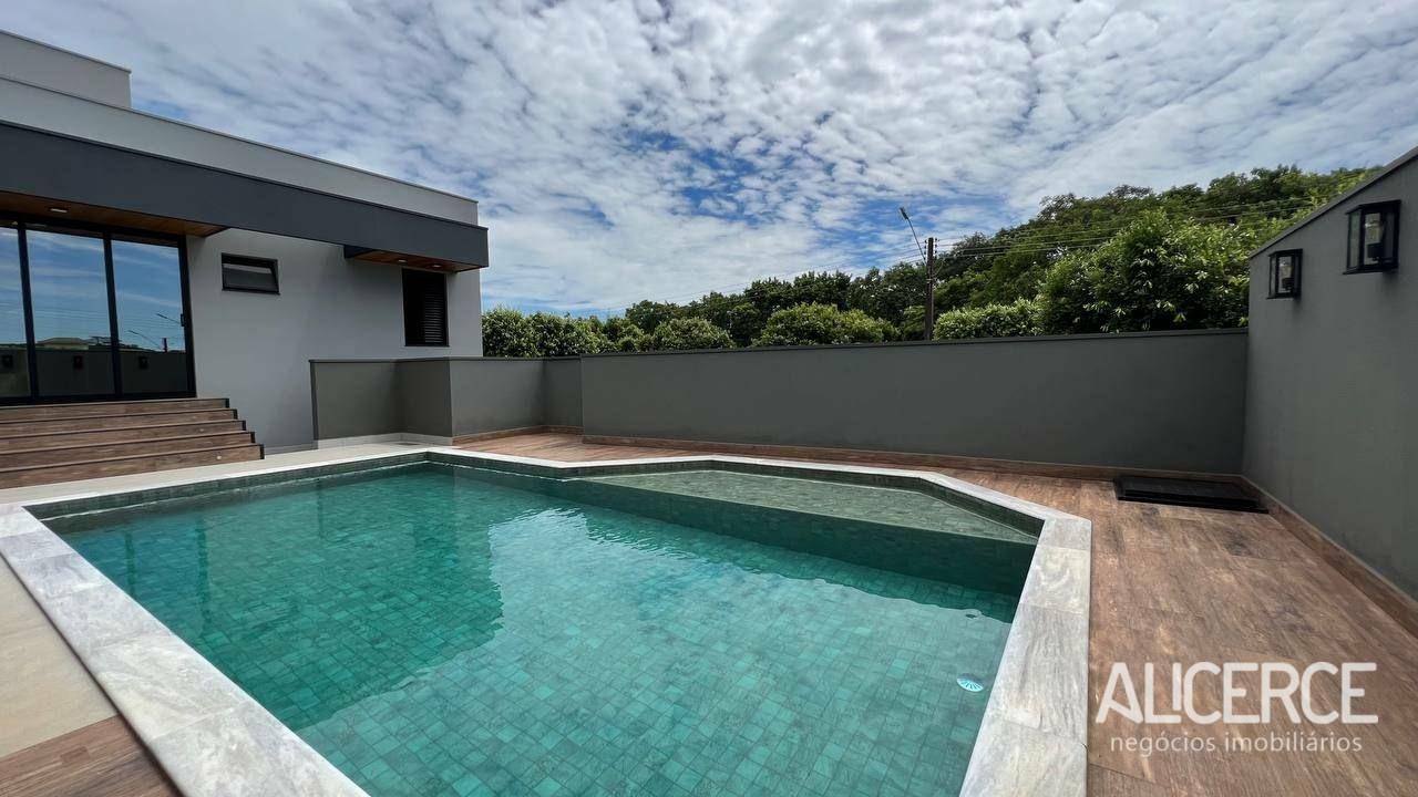 Casa de Condomínio à venda com 4 quartos, 282m² - Foto 10