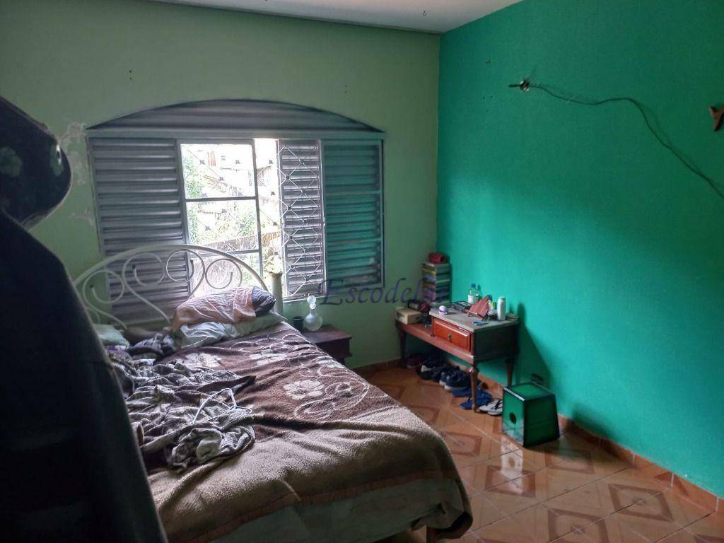 Sobrado à venda com 3 quartos, 300m² - Foto 38