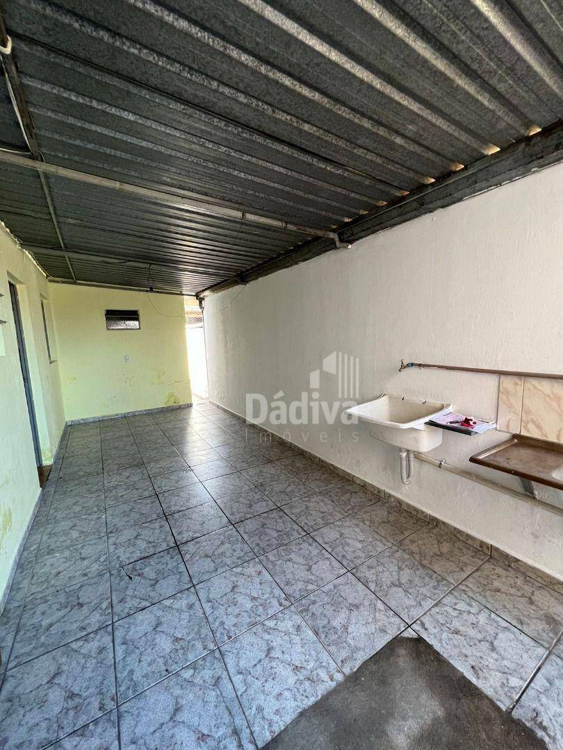 Casa para alugar com 1 quarto, 300M2 - Foto 3