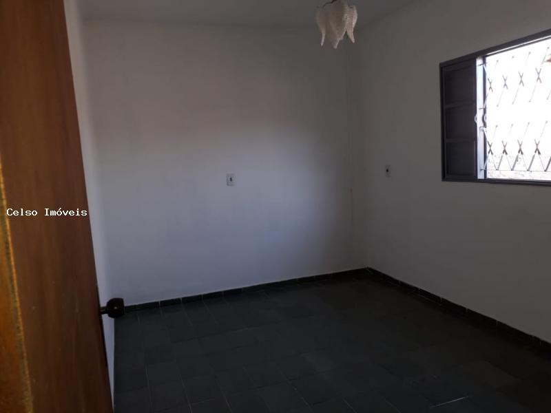 Casa à venda com 3 quartos, 250m² - Foto 15