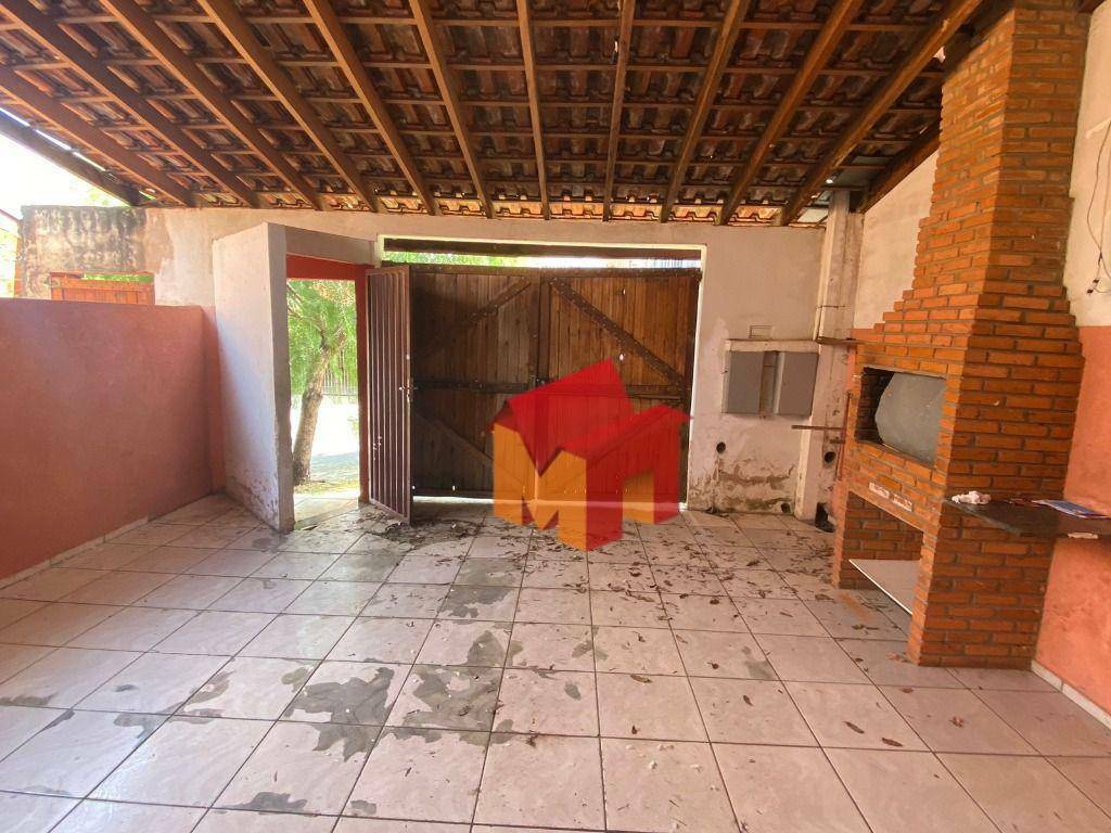 Casa à venda com 3 quartos, 150m² - Foto 3