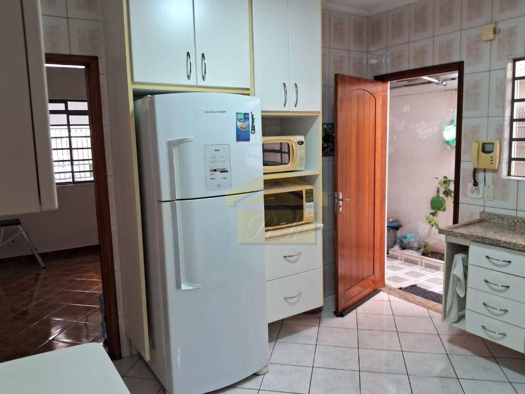 Casa à venda com 3 quartos, 103m² - Foto 3